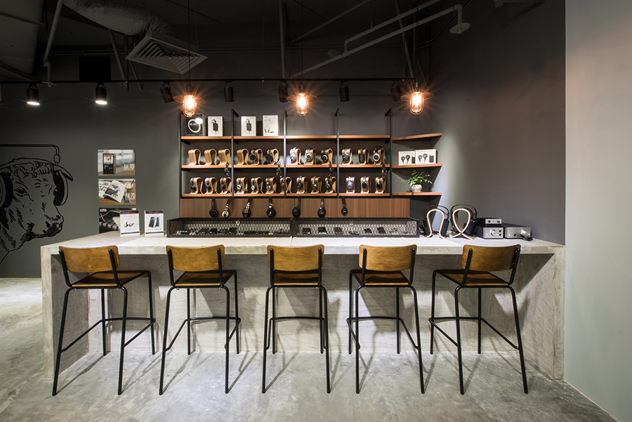 音响店里那些人的咖啡时光