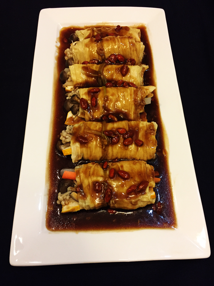 蒸美味豆包金菇卷